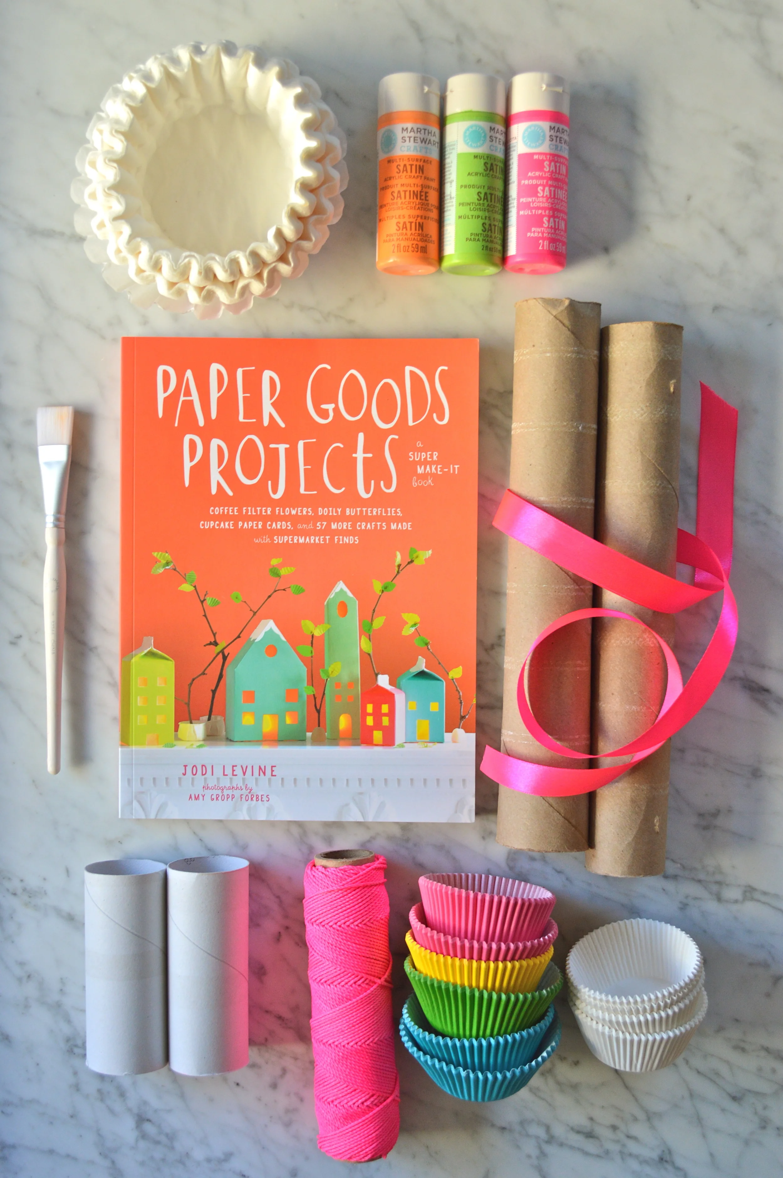 How to Turn Your Favorite Book into a Holiday Gift Kit!