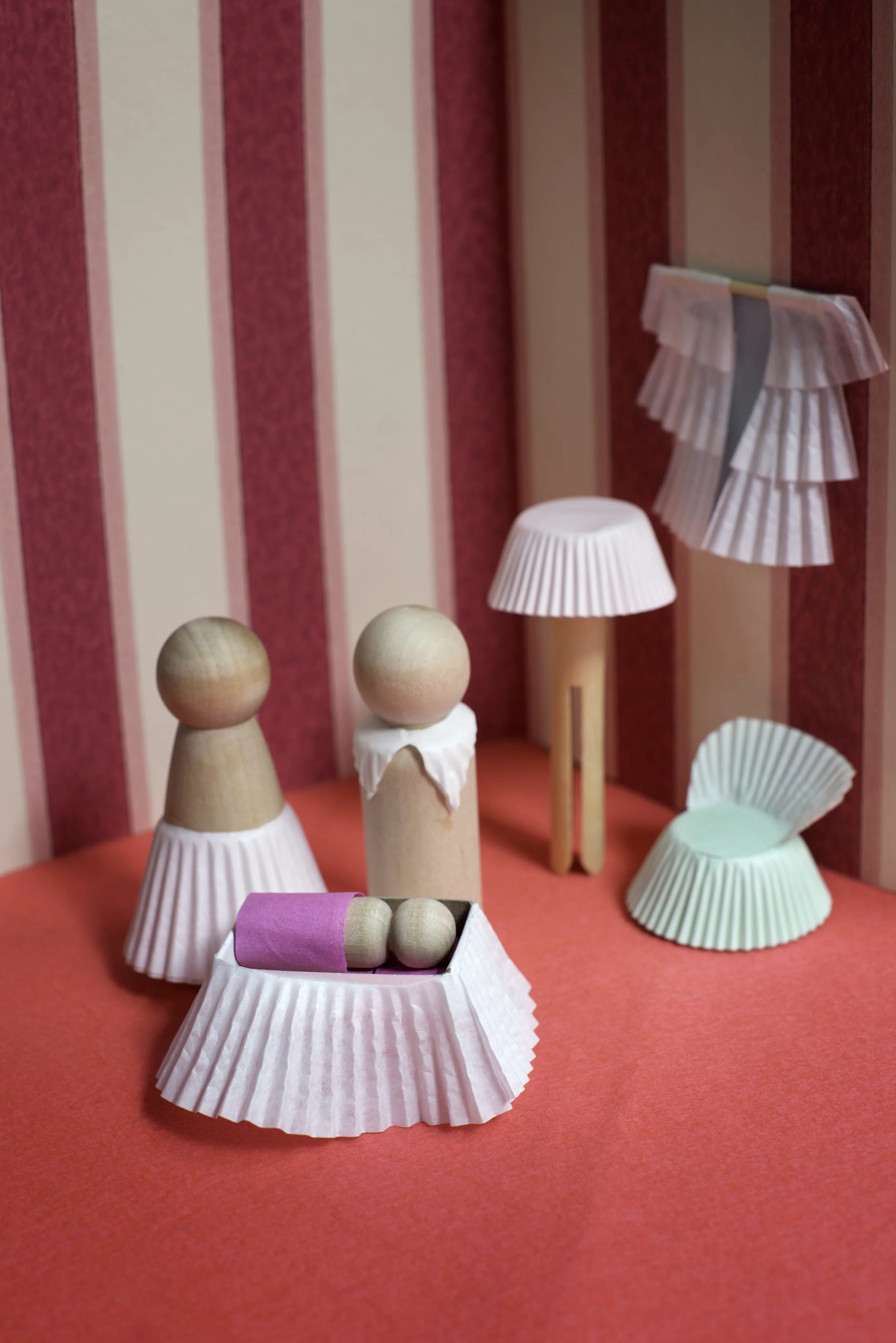 Diy 2025 paper dollhouse