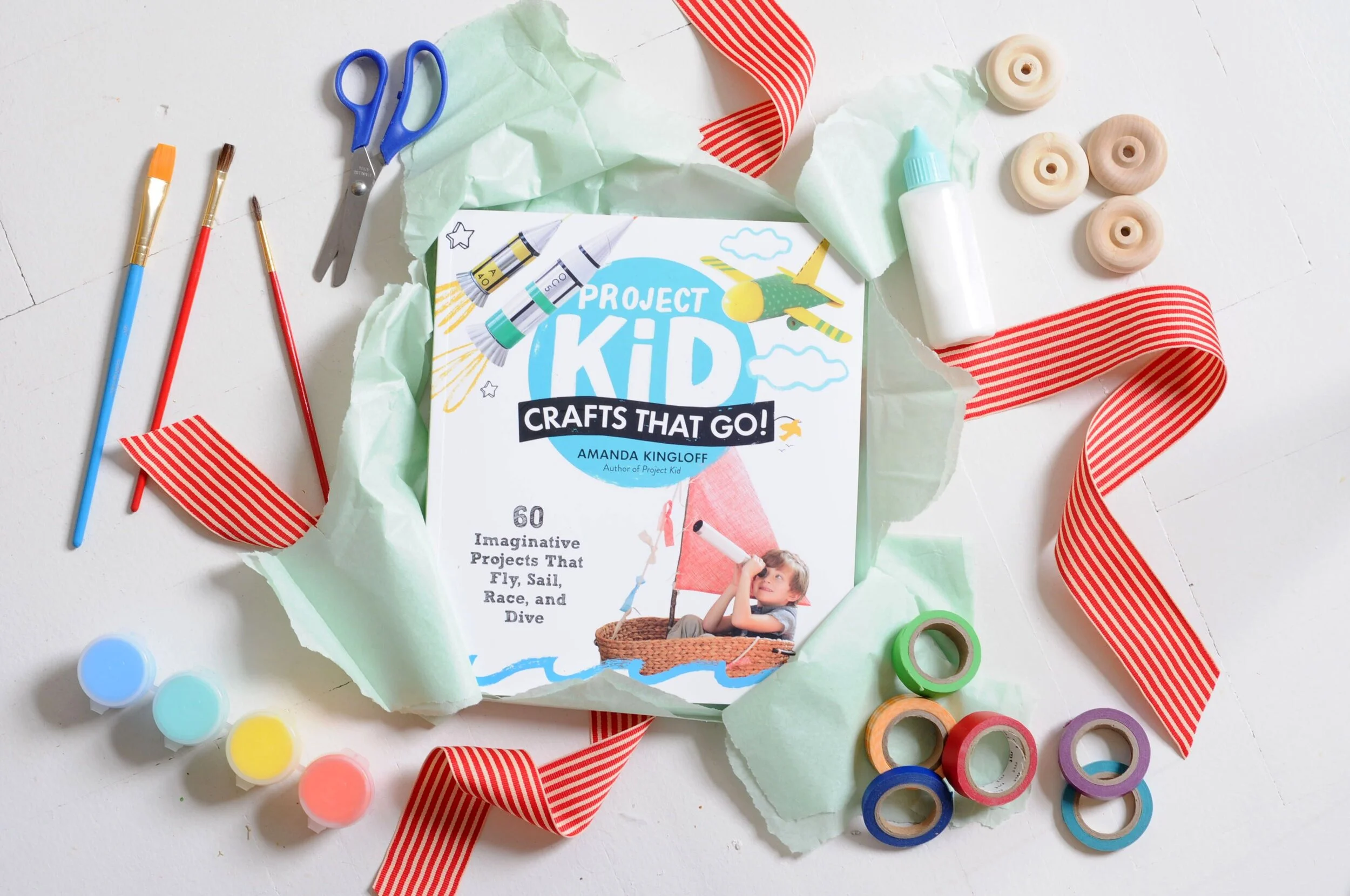 Four Easy Holiday Gift Combo Ideas for Creative and Crafty Kids