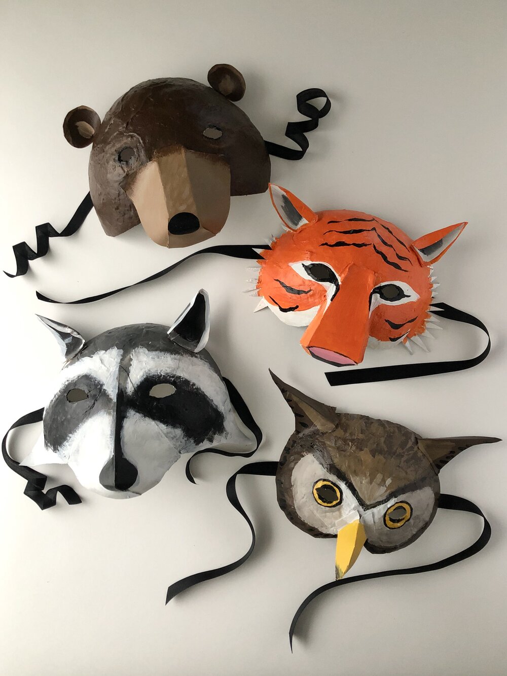 Easy DIY Paper Mache Halloween Masks — super make it