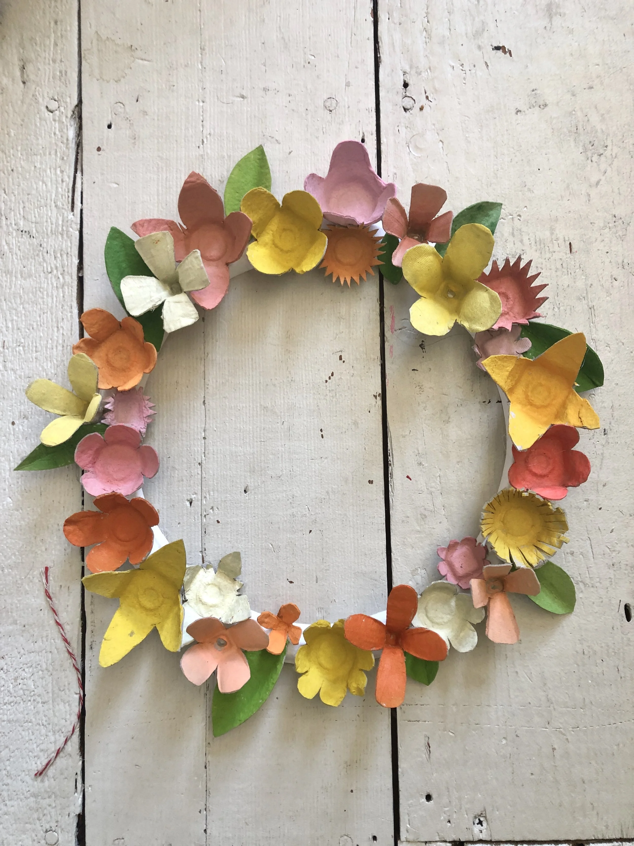 Pre-Easter Fun: Make this Recycled Egg Carton Wreath With Your Kids!