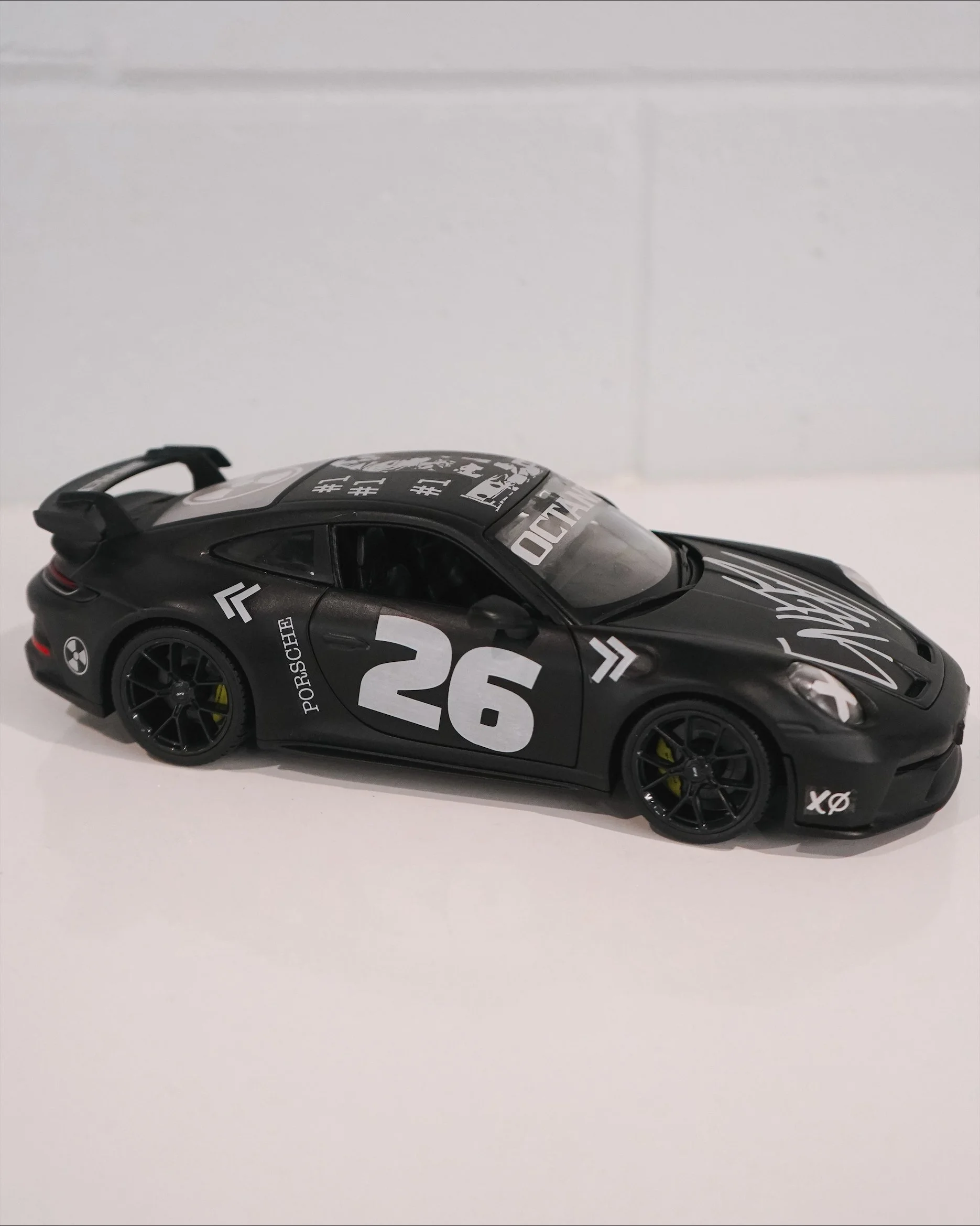 charlotte-hornets-custom-porsche-911-gt3-don-toliver-side-profile.jpg.jpeg