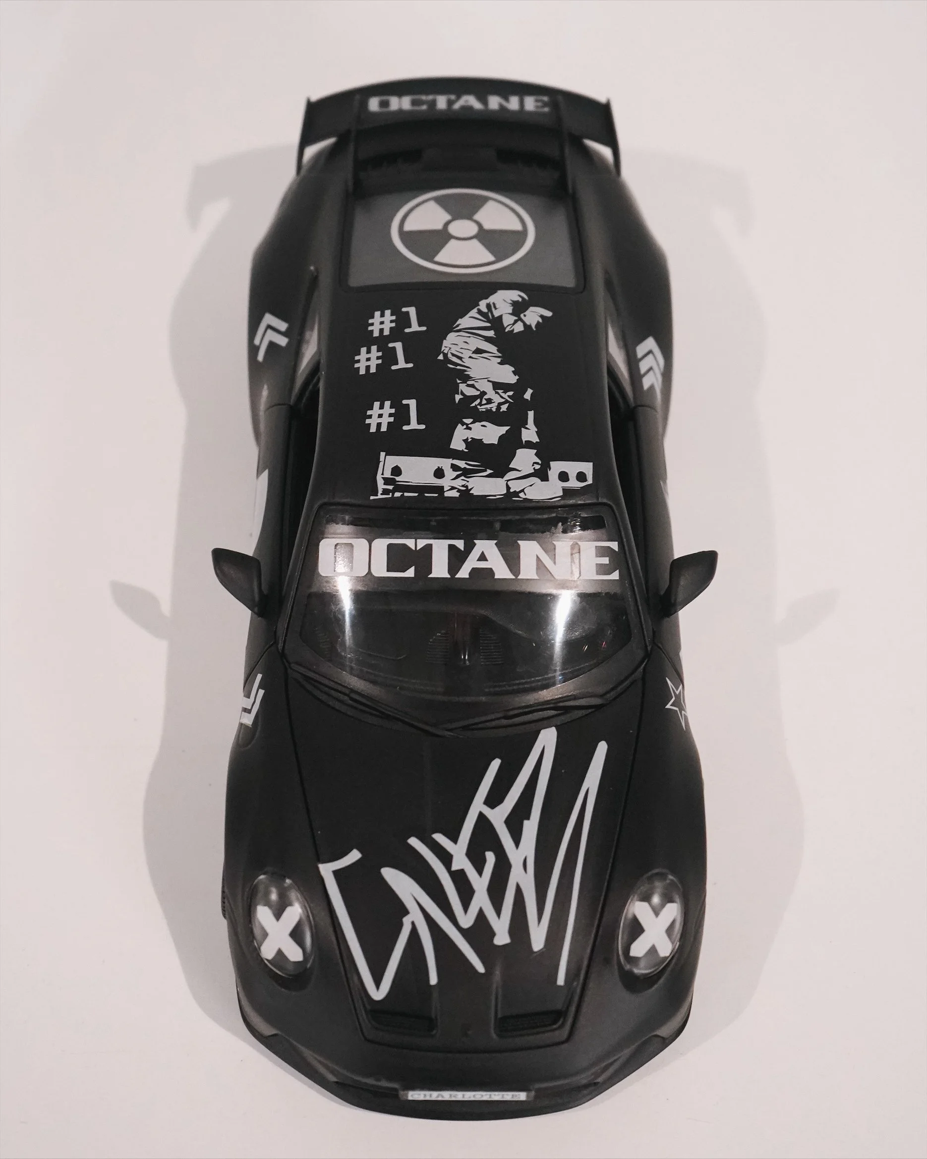 don-toliver-octane-porsche-art-car-kyle-mosher-top-view.jpg.jpeg