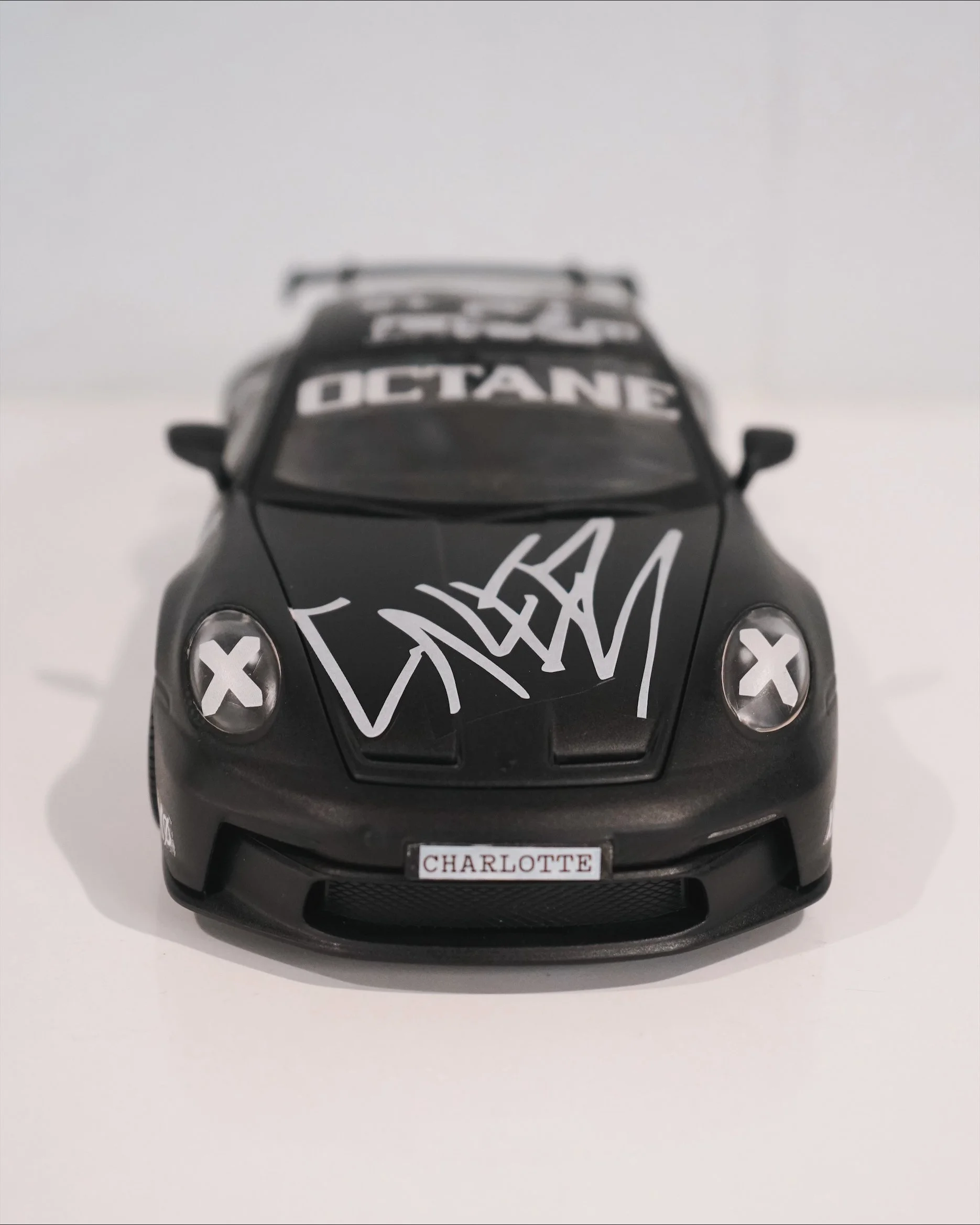 don-toliver-octane-porsche-gt3-charlotte-hornets-kyle-mosher-front.jpg.jpeg