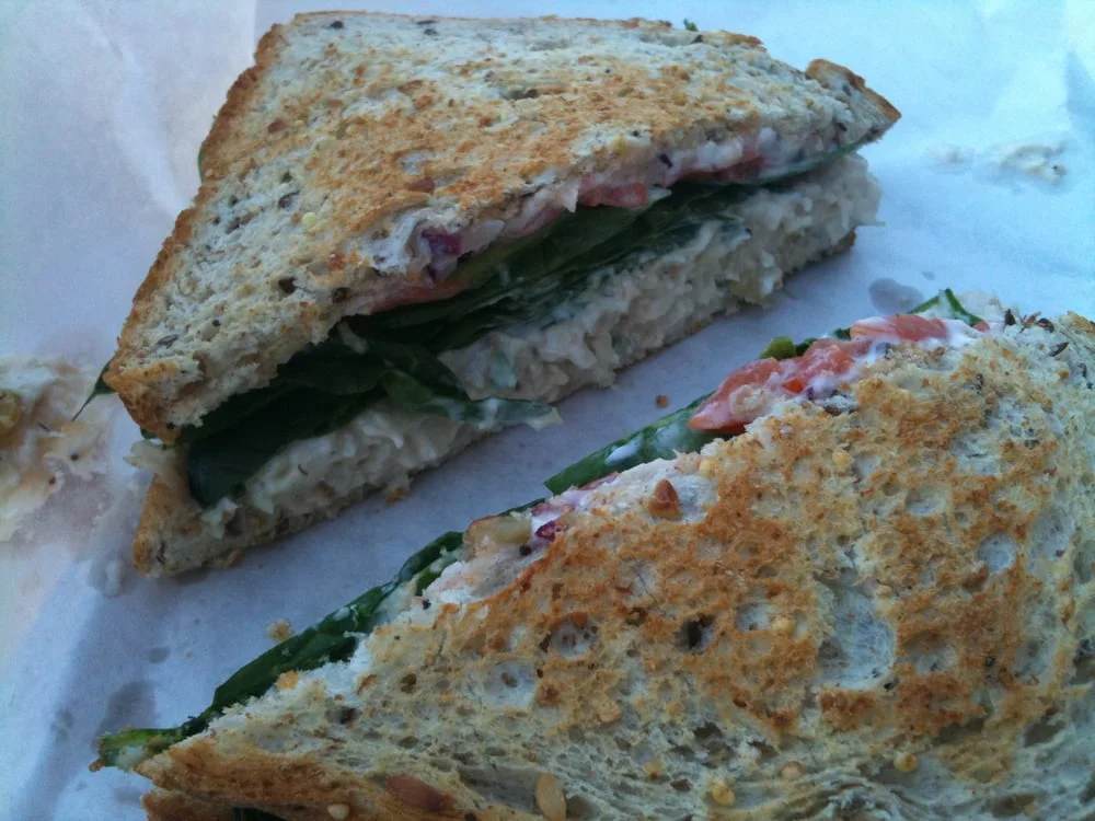 Elliott Street Deli and Pub