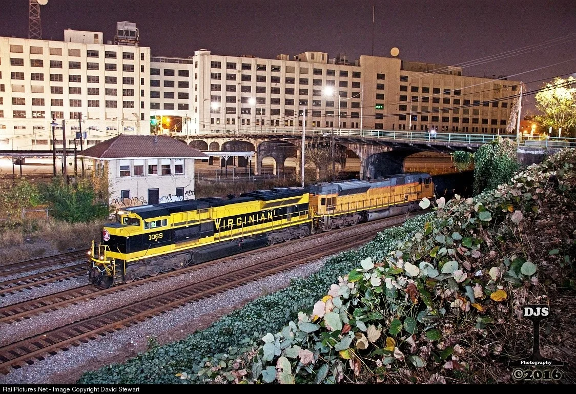 Trains running in 1970’s with Norfolk Southern building in background.