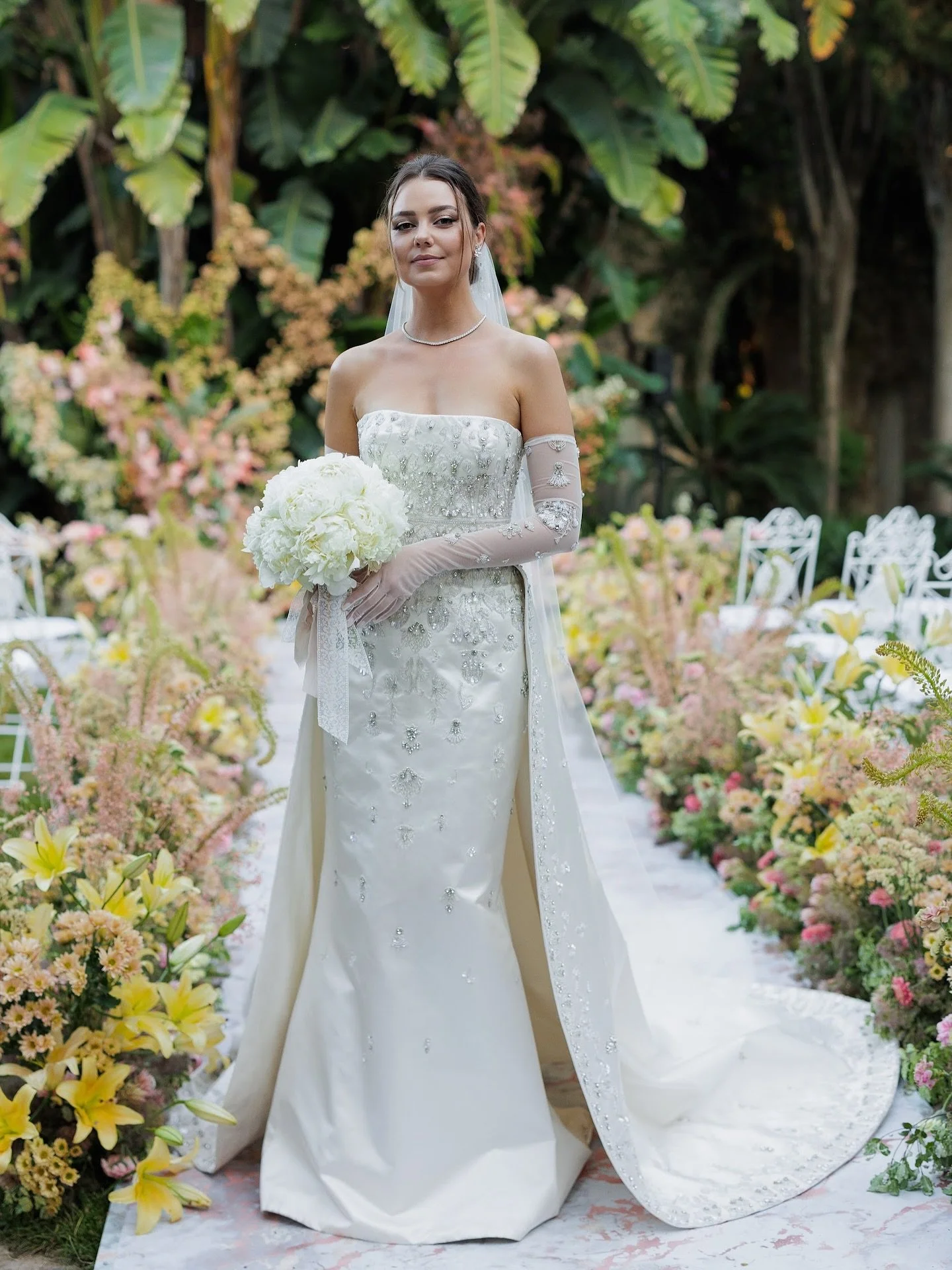 Beauty in Sorrento @villa_astor 

Planning: @drpproduction_
Floral design: @tulipinadesign
Tech: @blunotteventi
Lighting design: @piratoff22
Menu: @donalfonso1890
Catering: @sirericevimenti
Muah: @kochegov_konstantin @prive7
Photo: @alexandr.purcel @