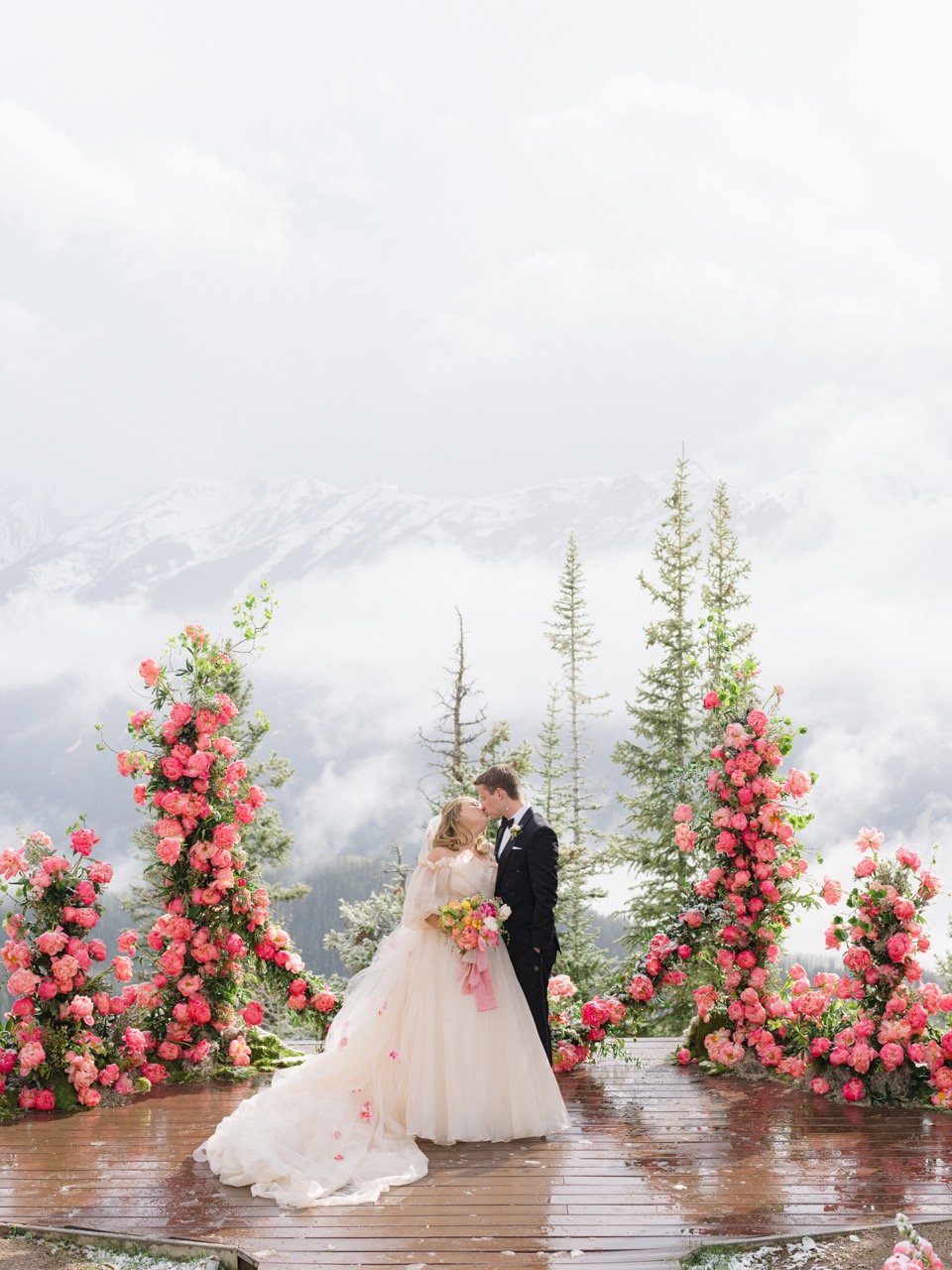 2022_05_29_halliepeter-sp_0135-KT_Merry Large.jpeg