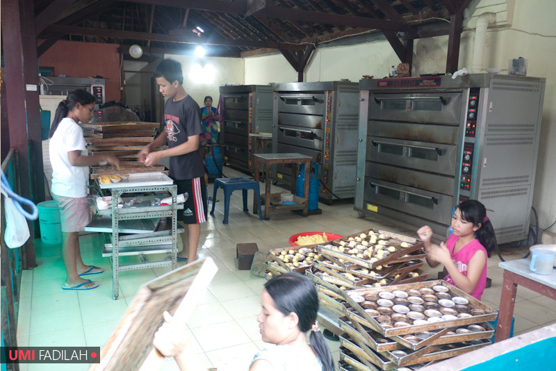 Bali (Short) Culinary Trip: Nasi Campur Made Weti & Pie Susu