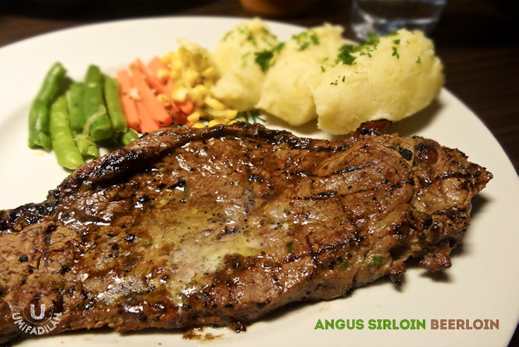 “Beerloin . Beer
marinated to get an even more tender steak with unique aroma.”
We ordered the regular Angus but when I took my first bite I was like, “Did we
ordered regular Angus or Super Black Angus?” It’s so tender it almost melts in
your mouth, no extra chewing effort required.