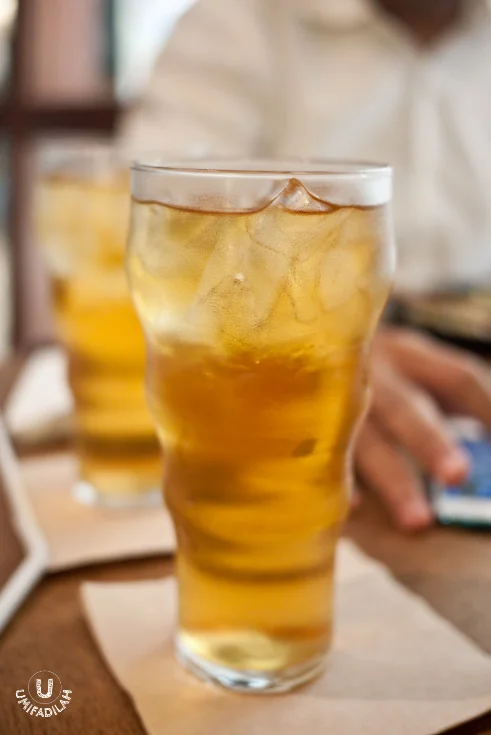 Iced Chamomile Tea (IDR 25k)
