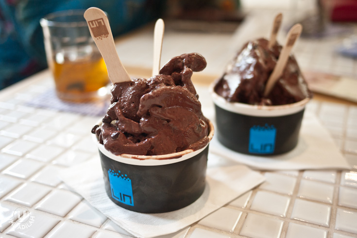 Ultimate Chocolate Choco Chips, IDR 39k. Funny thing about this one, I honestly wished that they didn't include the choco chips at all - for me, the chocolate ice cream alone already stands out for itself. It's like eating frozen chocolate drinks; the texture's a little bit light, hence the runny appearance overall. 