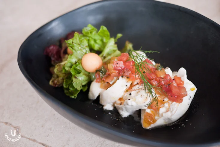 Special
appetizer by Chef Oriana: Burrata cheese
salad . Burrata comes as a family of mozzarella with a distinct texture
inside and out – outside like a typical bouncy buffalo mozzarella, but the
insides are as creamy as mascarpone. Combined with fresh diced tomato &
salad on the side, seasoned with light salt & pepper, this leaves a
refreshing after-taste. Really nice!
