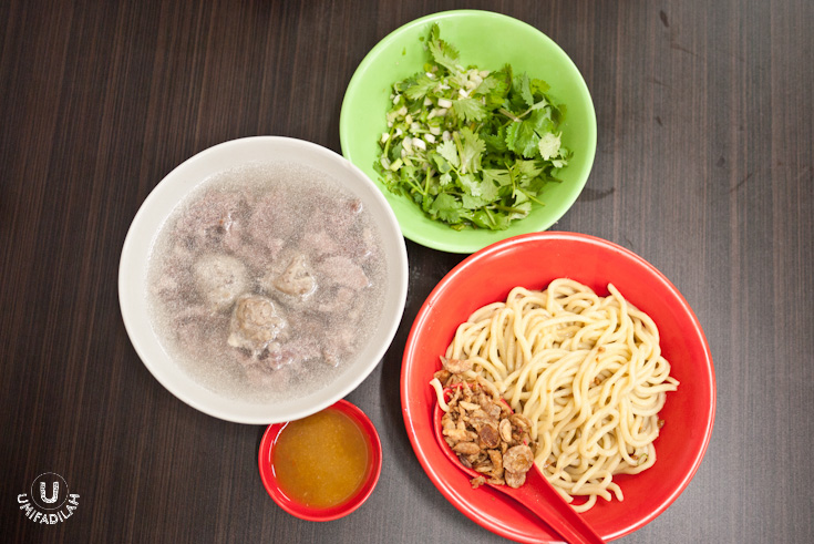 bakso akiaw 99 medan-28.jpg