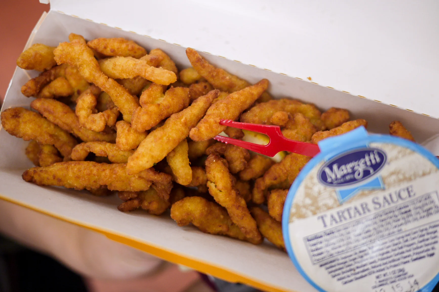 Fried Clams ($4.79). Well this was pretty decent, I guess. But I wish it could be a little more crispy, though. 