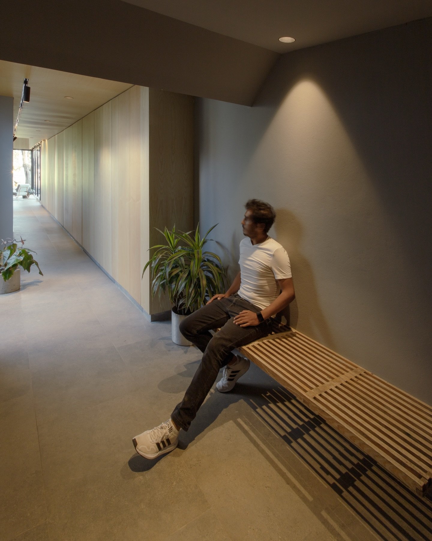 ✍🏼 Llegando a casa

[ RESIDENTIAL ARCHITECTURE ]

&bull;Casa GALINDO&bull;

📸 @galar.galeriaarquitectura