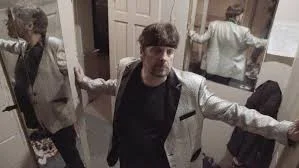 amazing johnathan review picture lock.jpeg