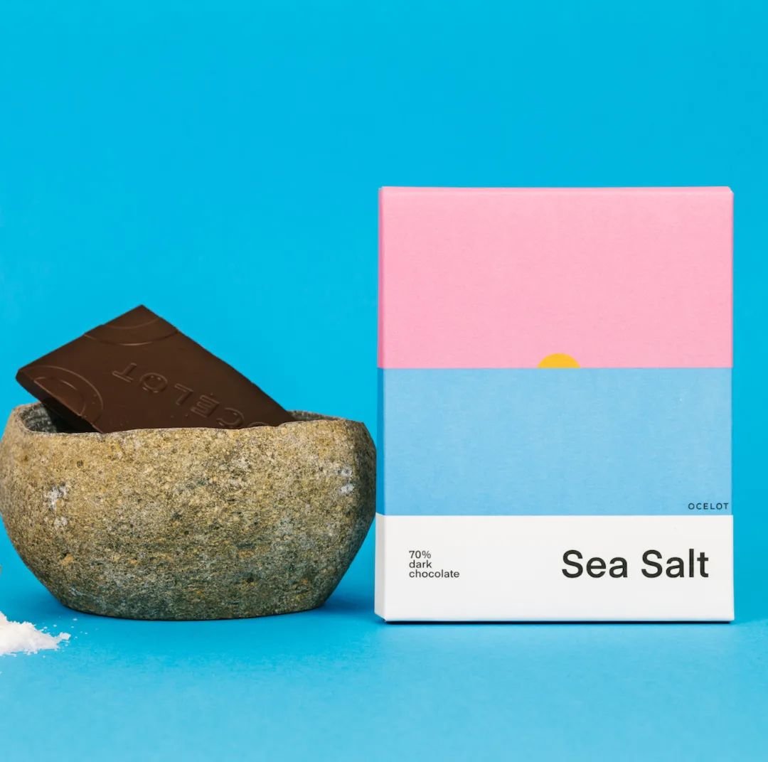 Good news, EU's! Our Sea Salt bar is now available in Europe... Smooth, dark 70% Virunga chocolate with a zingy kick of hand-harvested Scottish @blackthornsalt 💎 Get in touch if you need information on your nearest stockist!
📷 @murrayorr