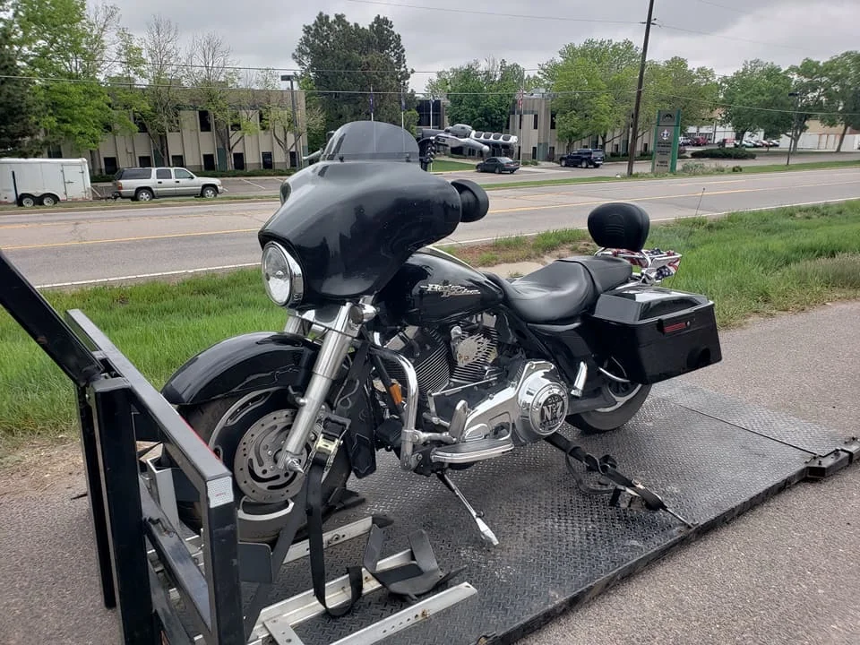 May 13, 2018 Munky Mark Motorcycle Specialists Picks Up Wade's Harley
