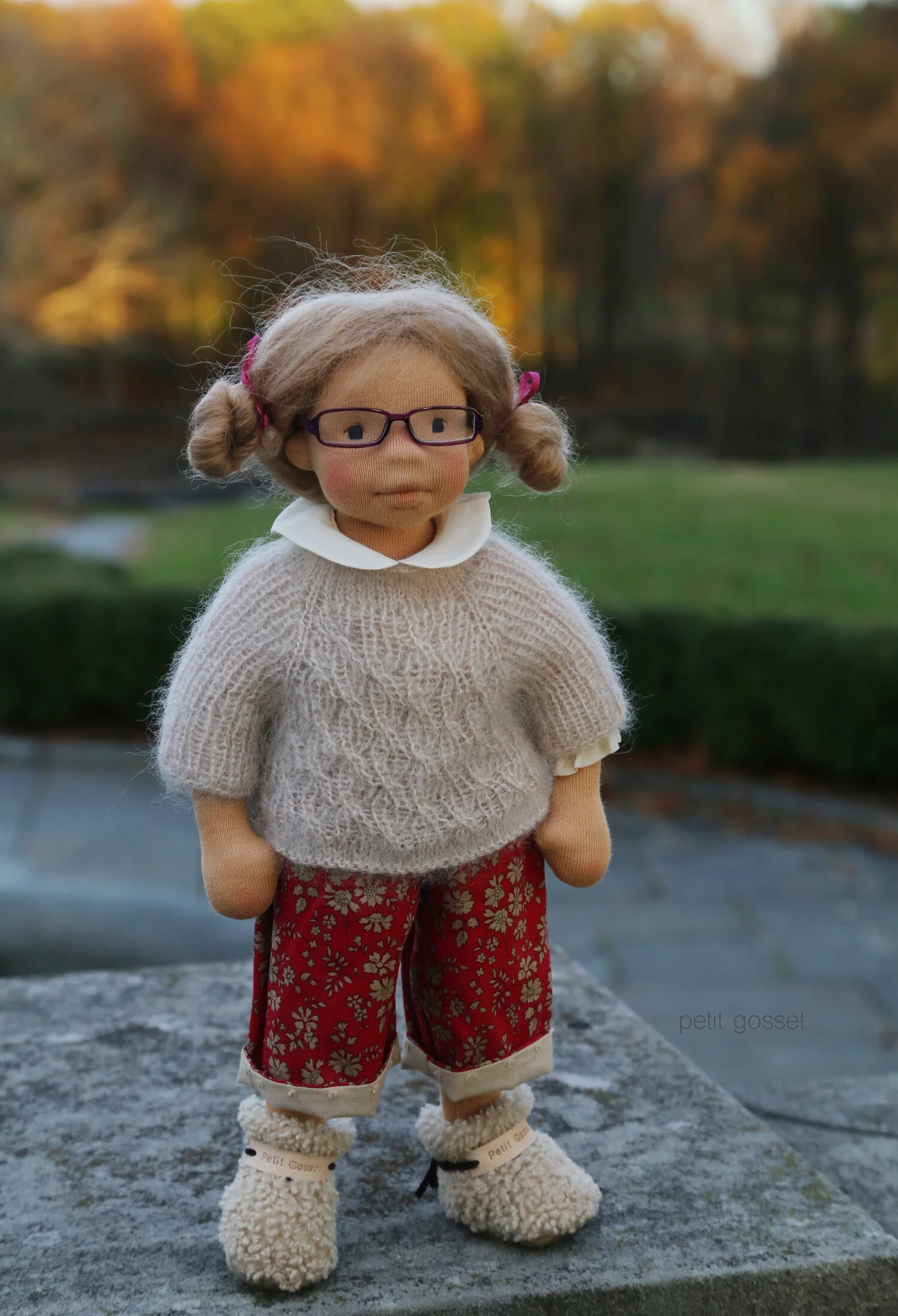 Ella - the autumn girl