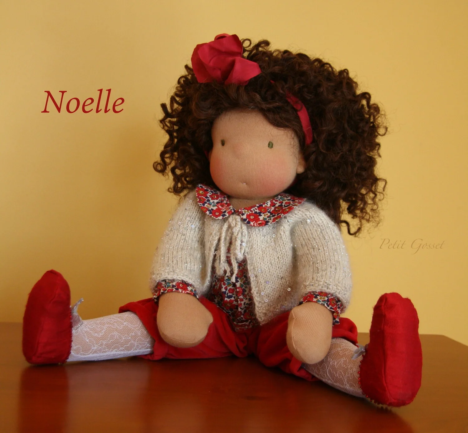 NOËLLE