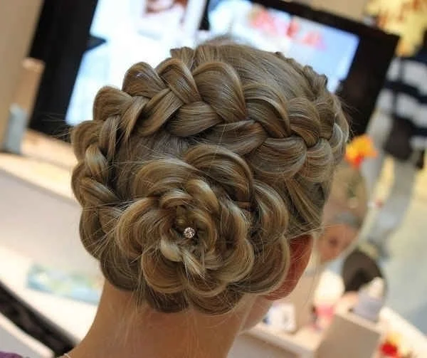 Flower Bun braid.jpg