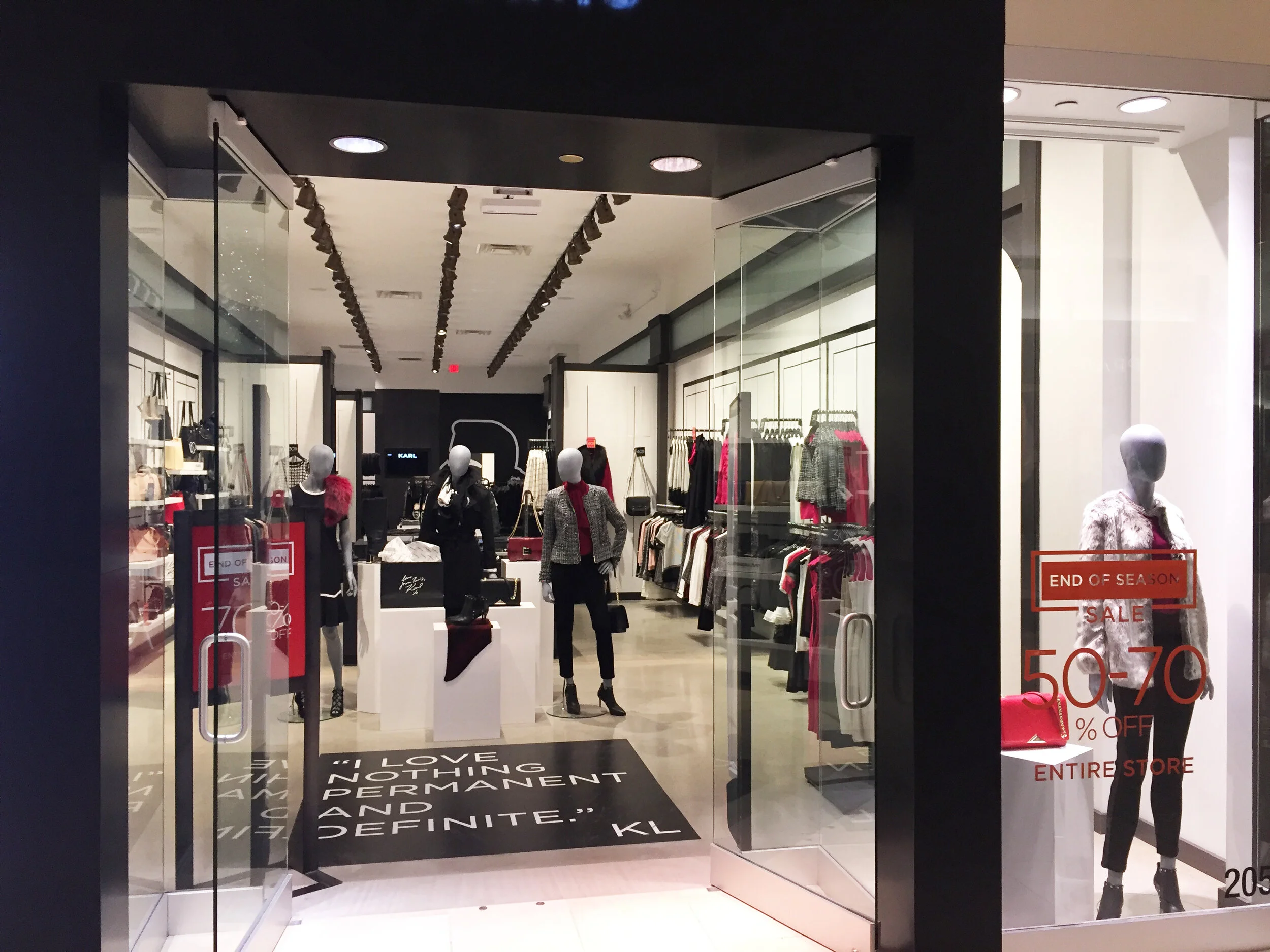 Fashion Outlets of Chicago.jpg