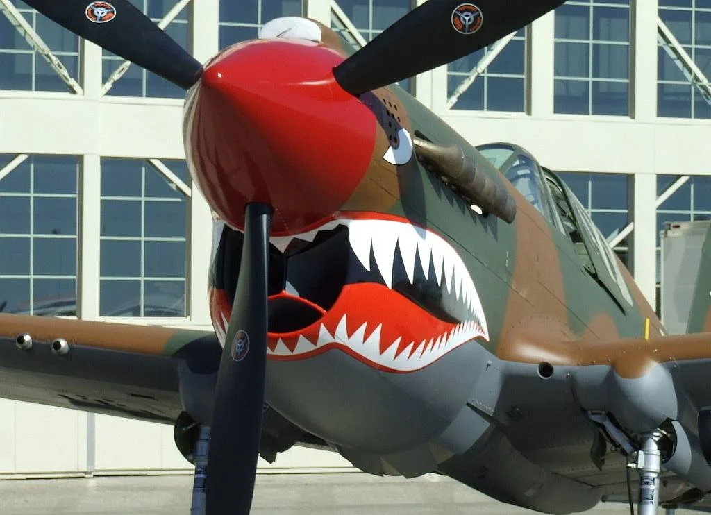 Curtiss P-40 Warhawk