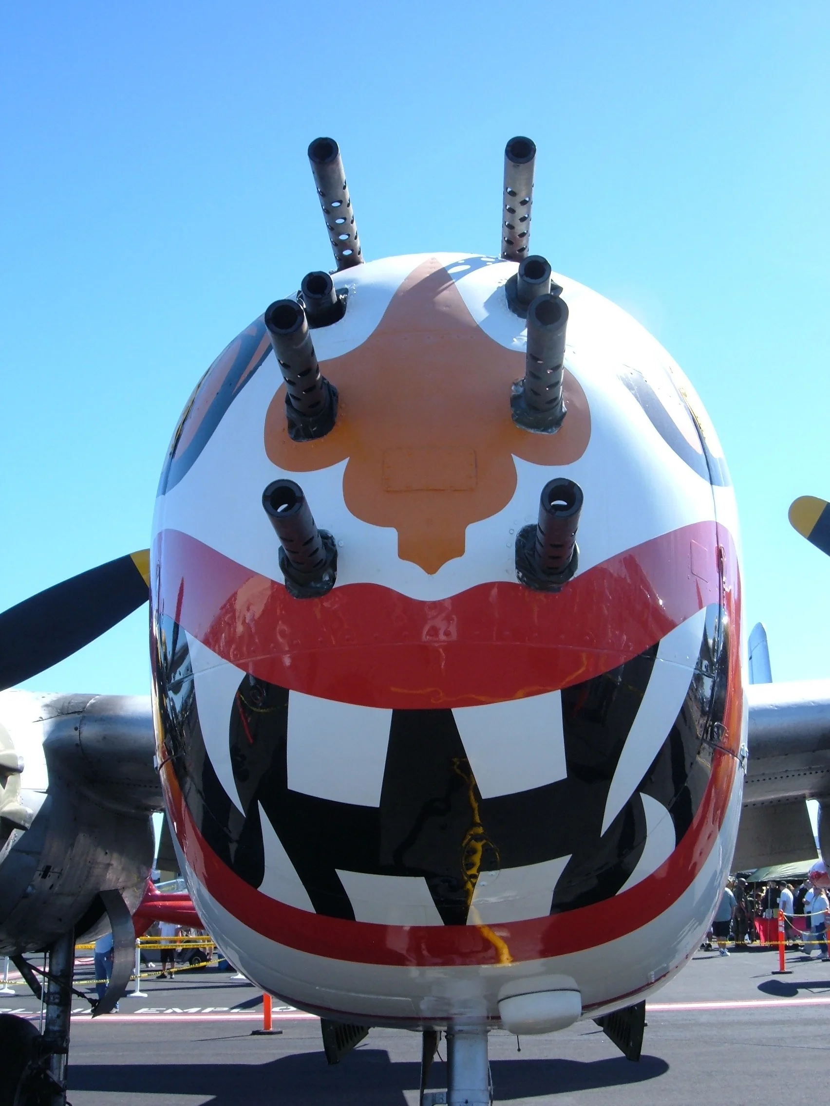 B-25J_Sunday_Punch_nose.jpg
