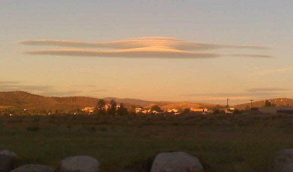 Lenticular cloud above Reno, Nevada