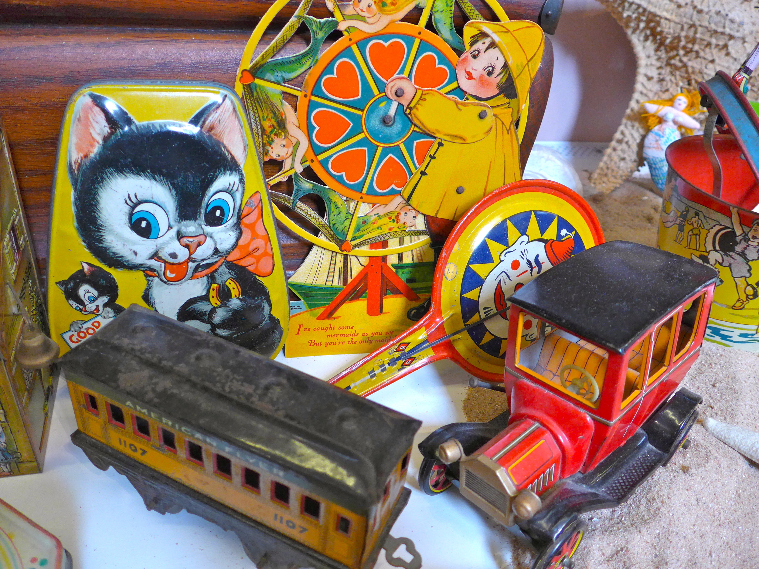 Vintage Tin Toys 