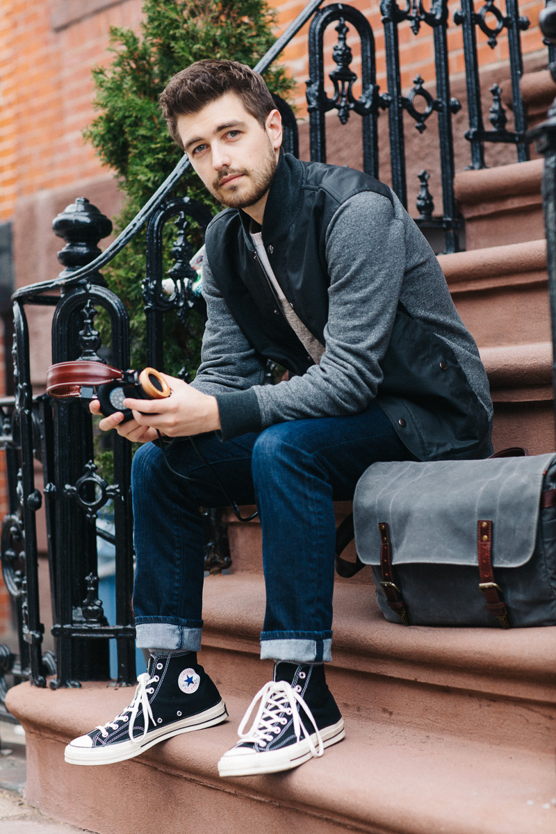 Jonathan Grado with Ona by Vincent Carabeo