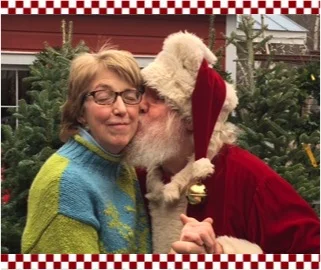 MimiandSanta.jpg