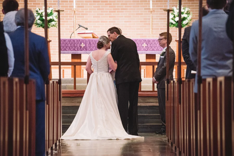 carolline-taylor-wedding-senates-end