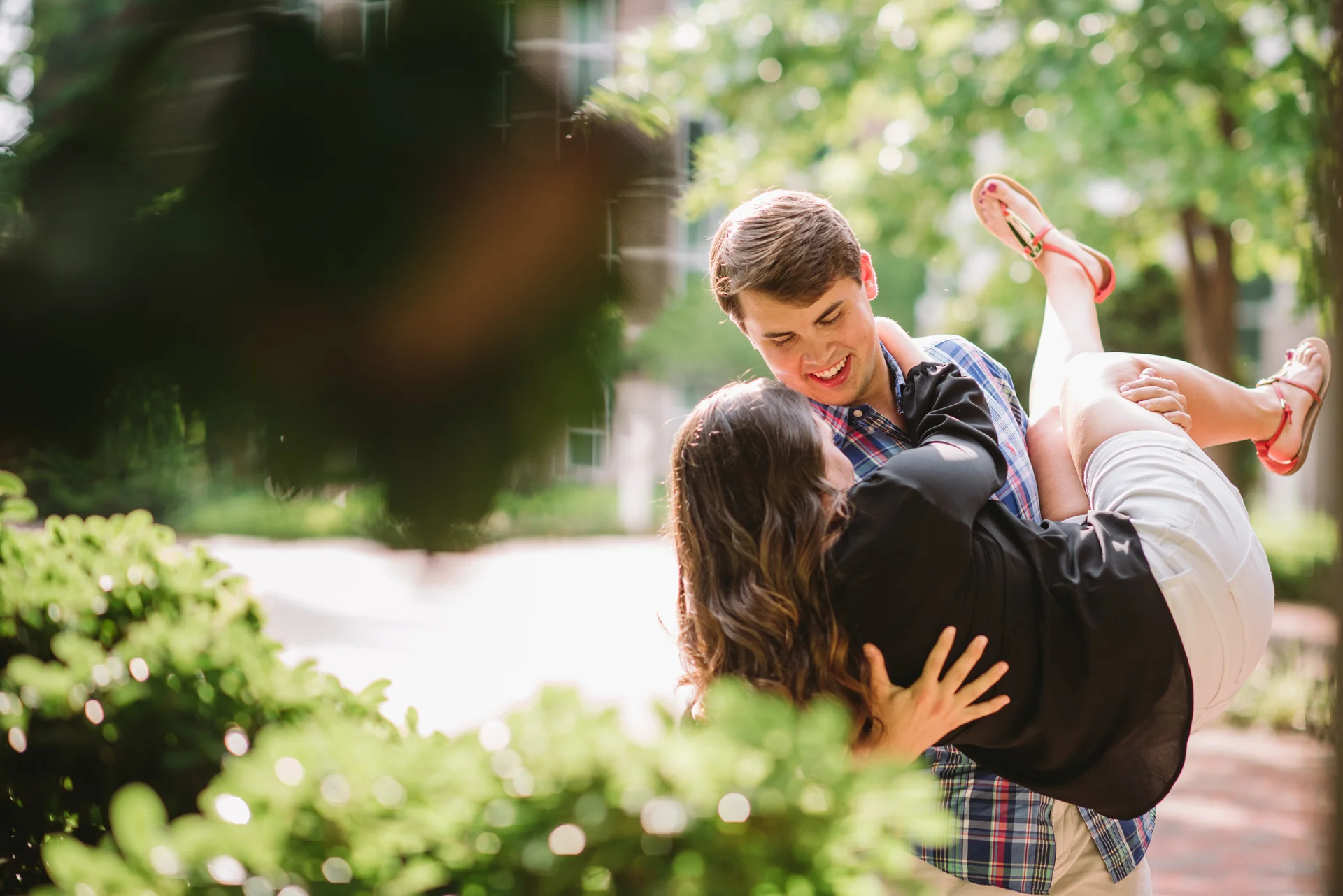 ashleigh-evan-engagement-session-main-street