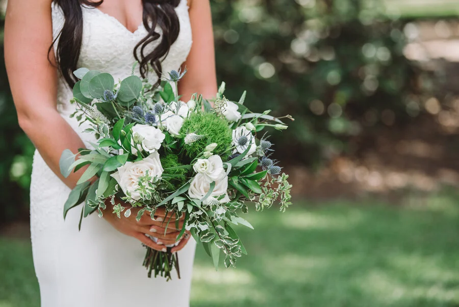 brides bouquet white and green