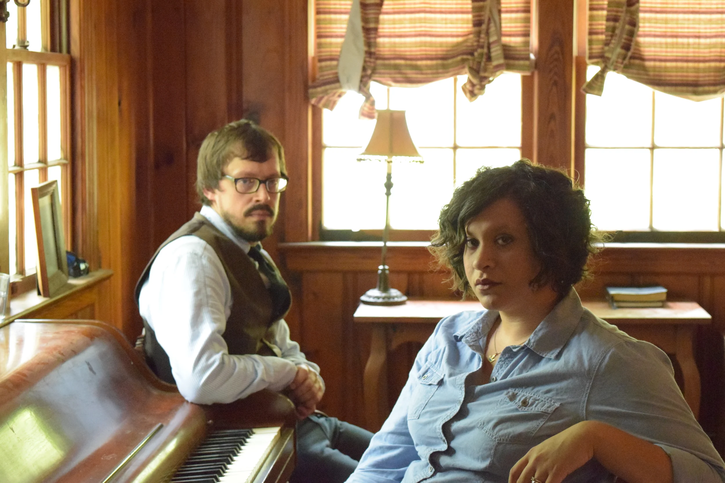 Toby & Brooke Manolis - Hill & Valley