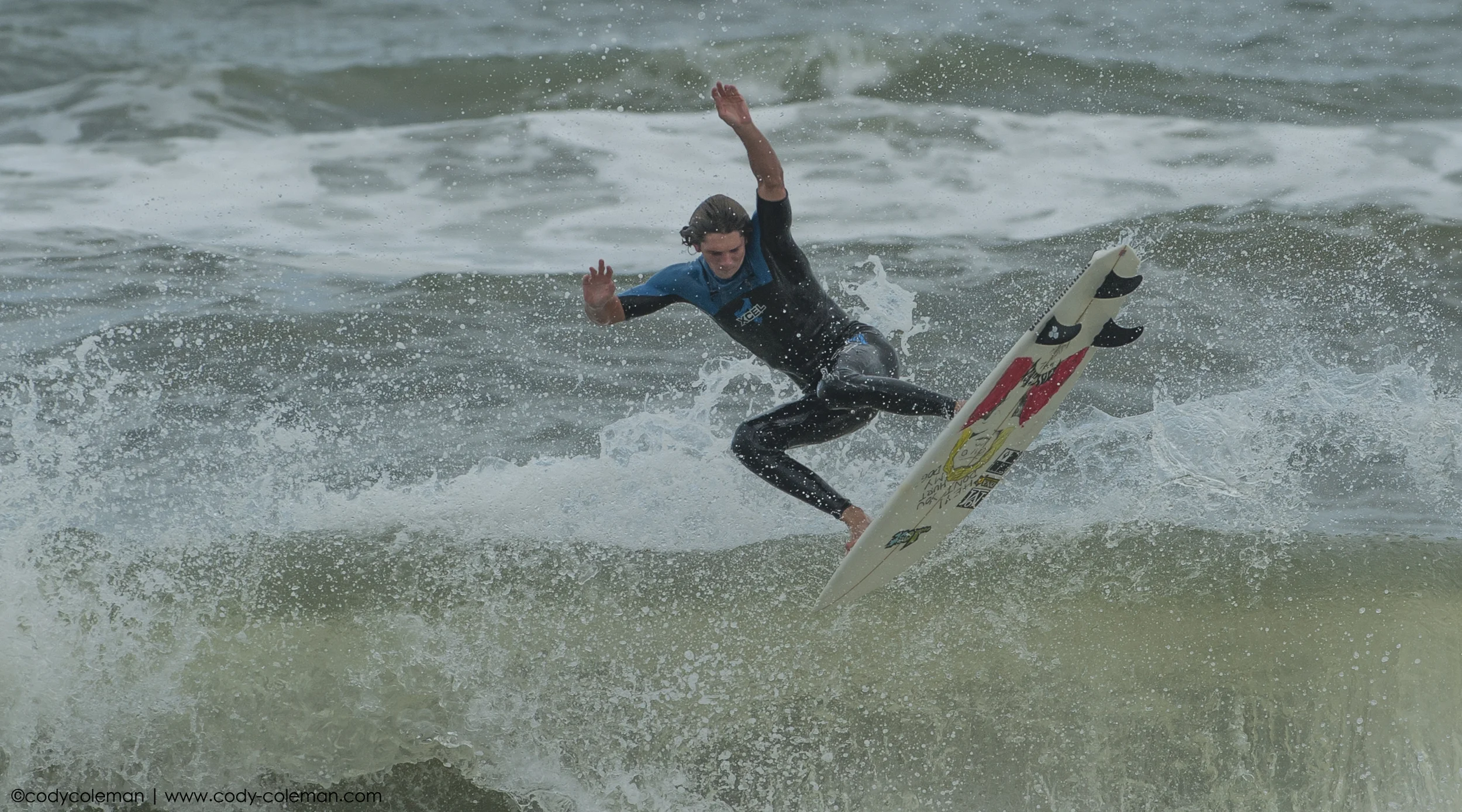 I think I will end it with this tail to the beach shot of Stephen Kaltenbach. 