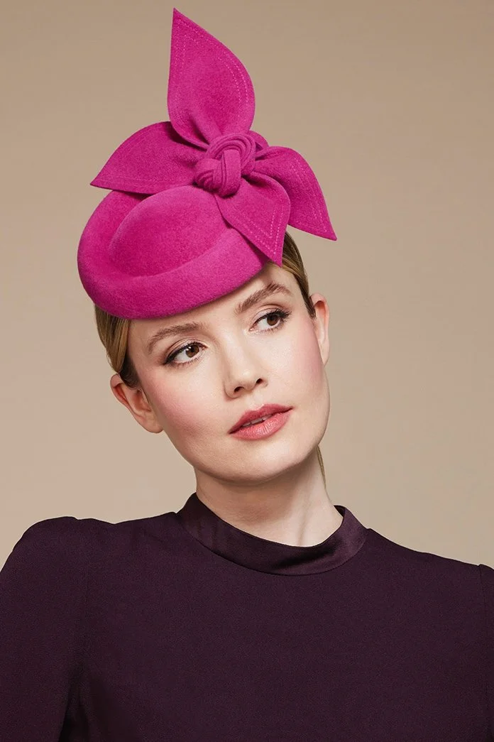 AW2412.jpg