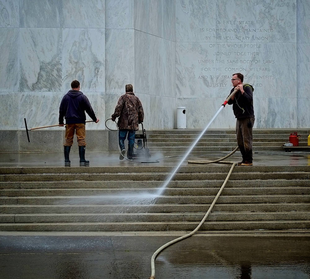 Aquanauts, Oregon Capitol Building, Salem, Oregon