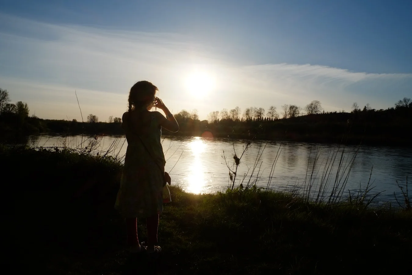 Mim taking her shot.