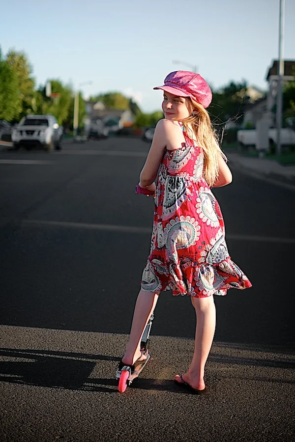 Scootin'. FujiFilm XE-1, 35mm f/1.4.