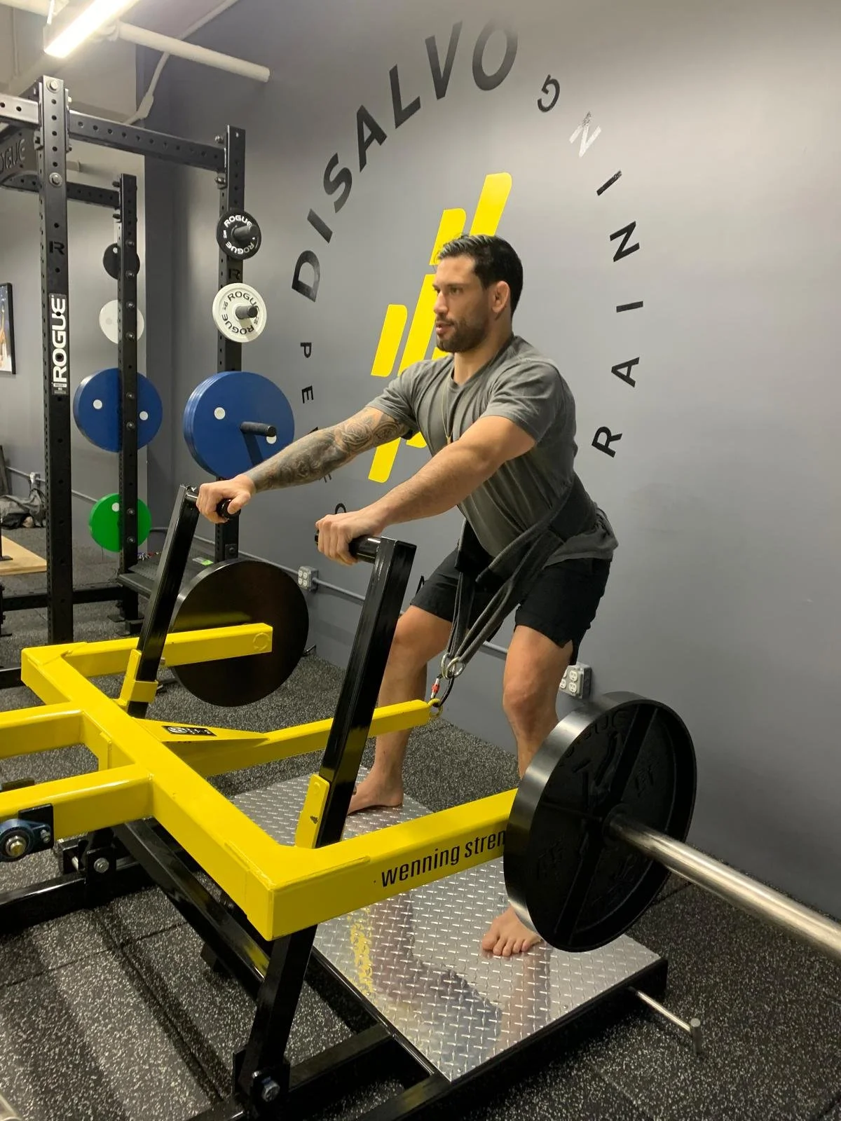 Should I Taper My Training Before a Jiu Jitsu Tournament?