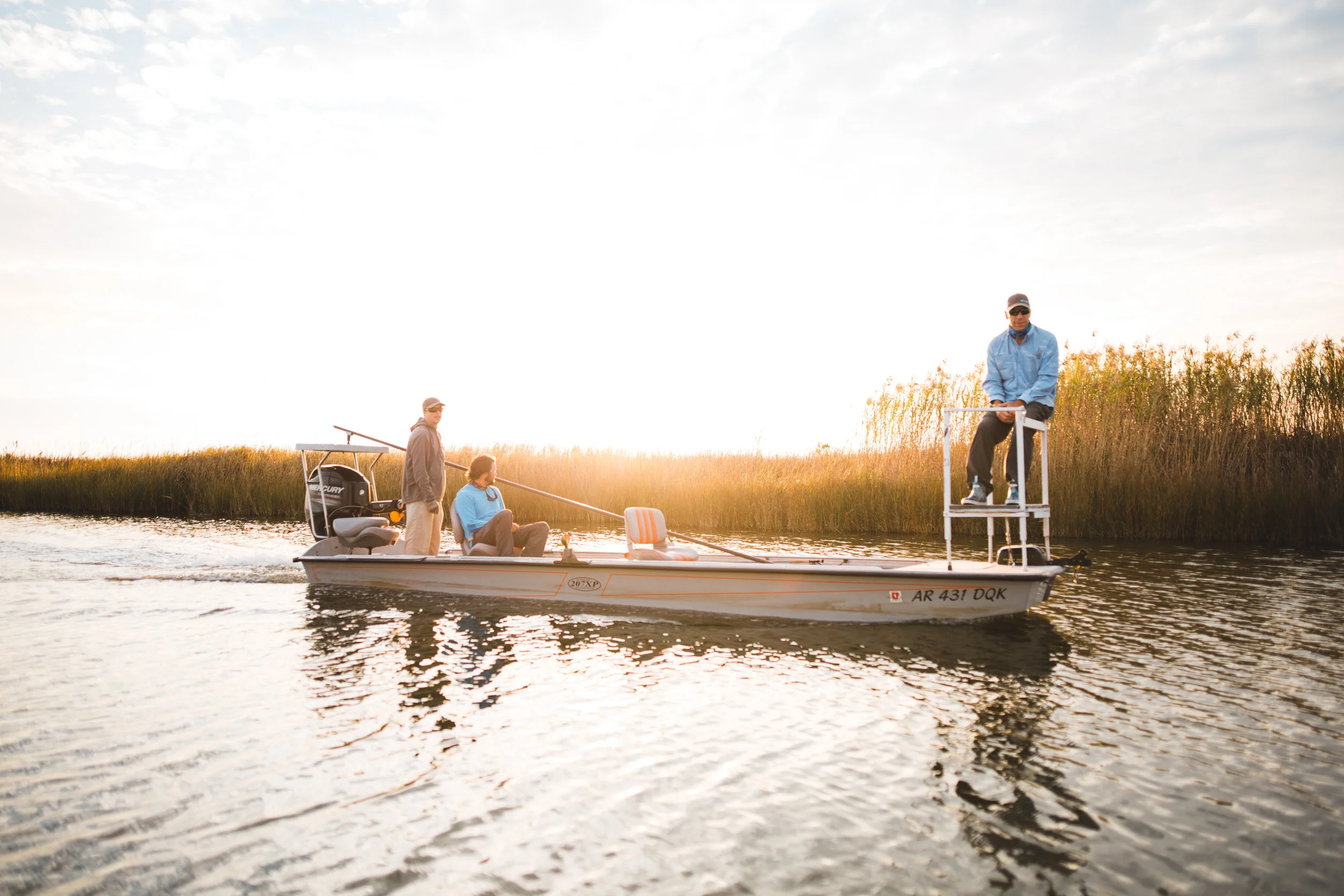 No wake zones are a perfect place to exchange a couple lies and beers.