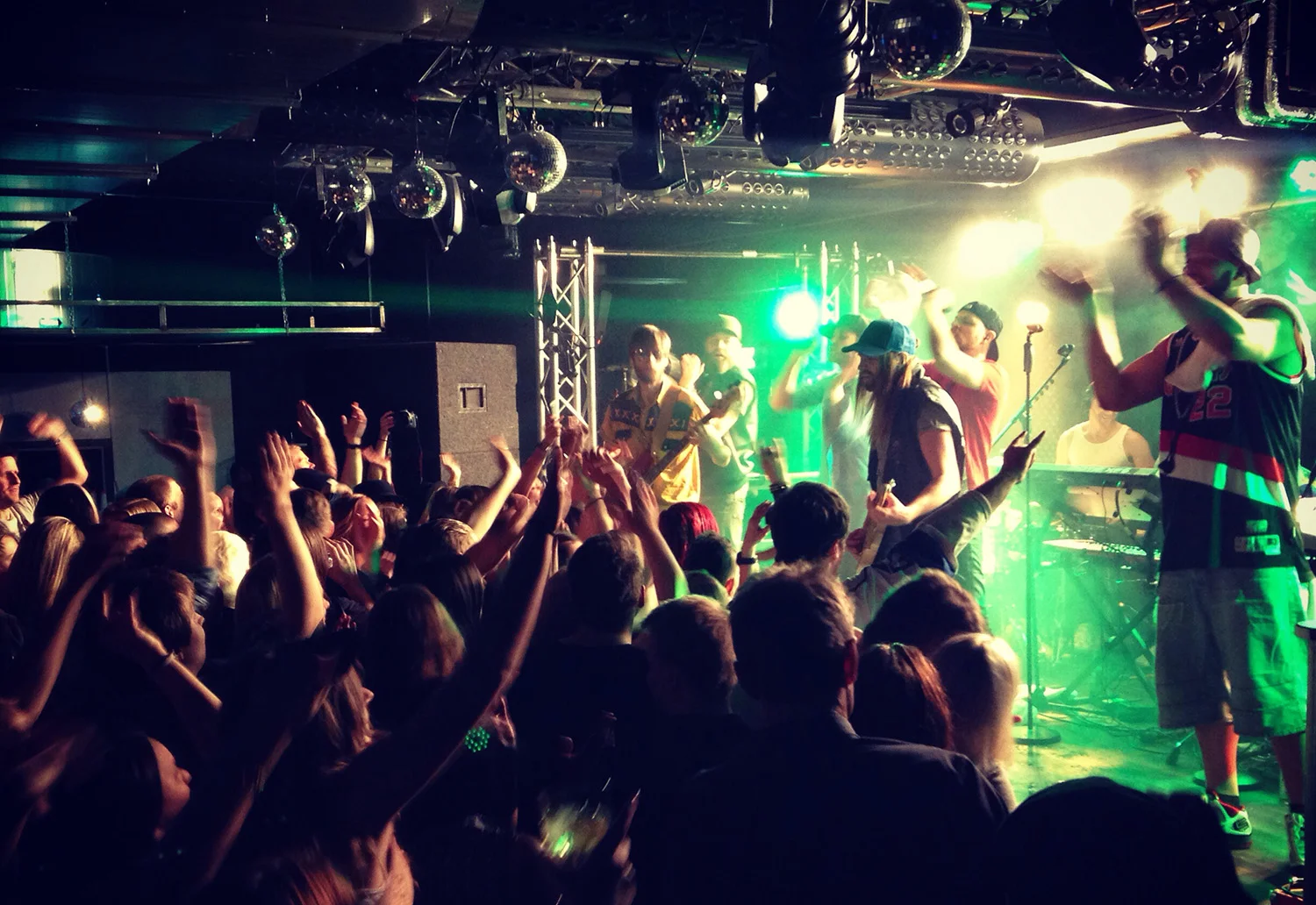 WEB Green room band.jpg