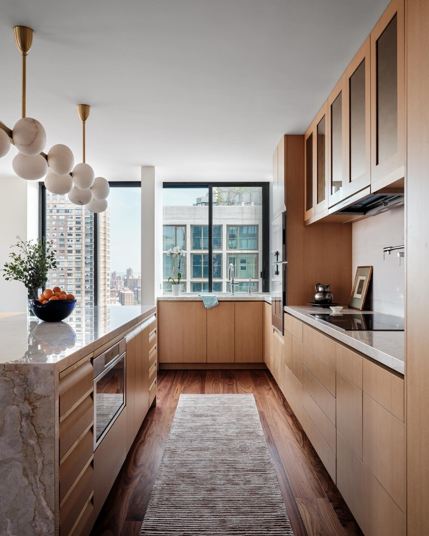 Step into sophistication.

Warmly renovated UES apartment brought to life by @fontanarchitecture @jorgefontan.aia @kjremodeling @mimo729

#kitchenrenovation #luxuryinteriors #nycarchitecture #nycinteriordesign #photoshoot