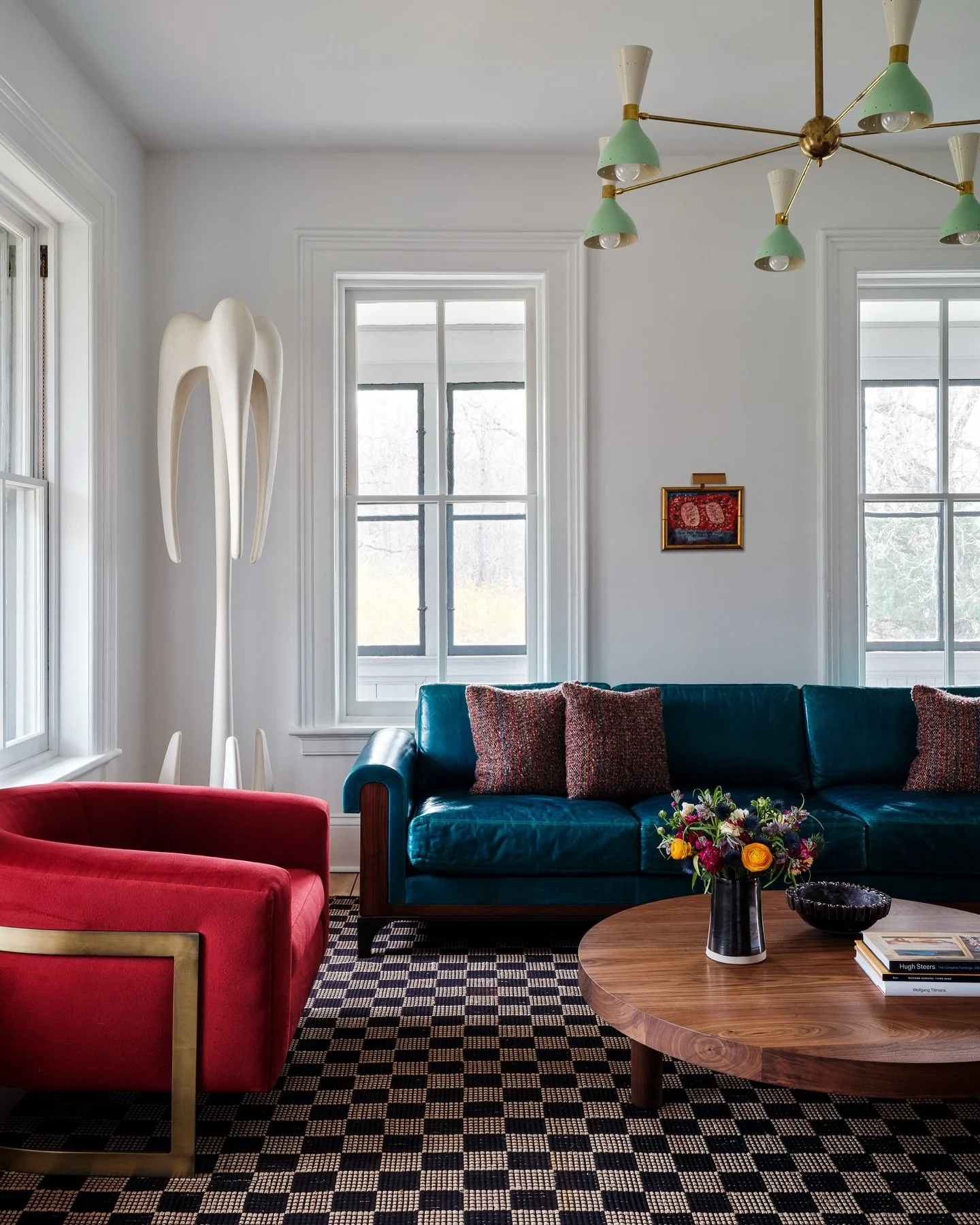 1880’s French Second Empire style home brimming with a mix of mid-century modern and European modernist pieces thoughtfully curated by @mtzipp.
#historichomerenovation #interiordesign #hudsonvalleyliving #architectureanddesign