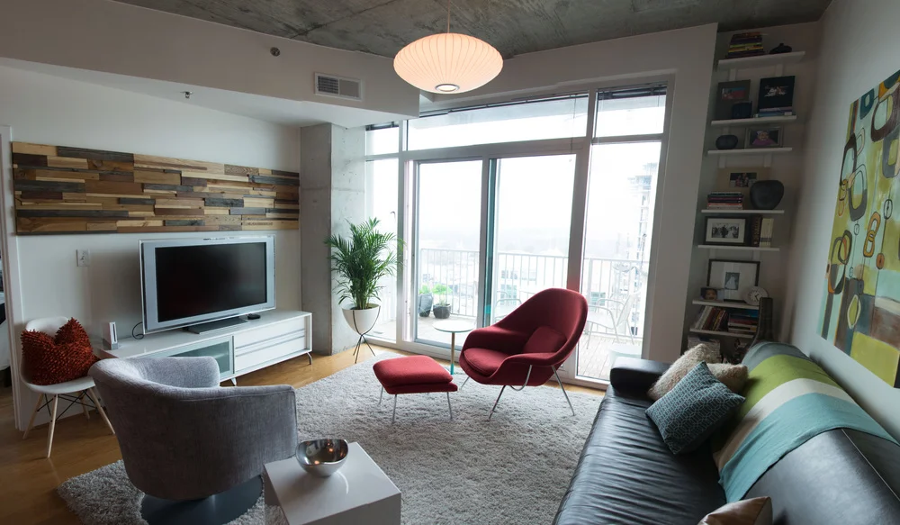 Kirstin_LivingRoom_pan_final-1.jpg