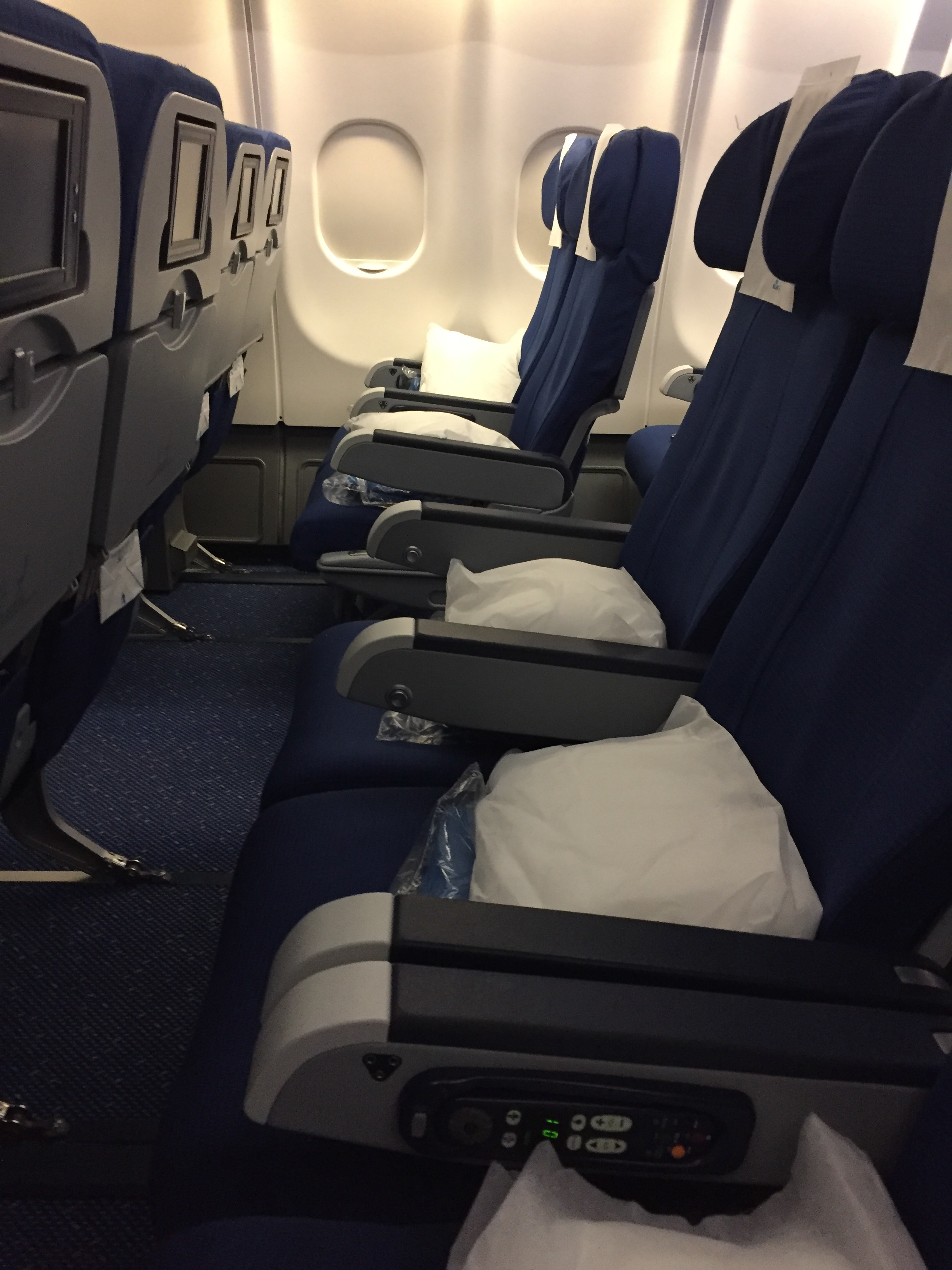 Flight Review Klm Economy Class B737 800 A330 Allplane