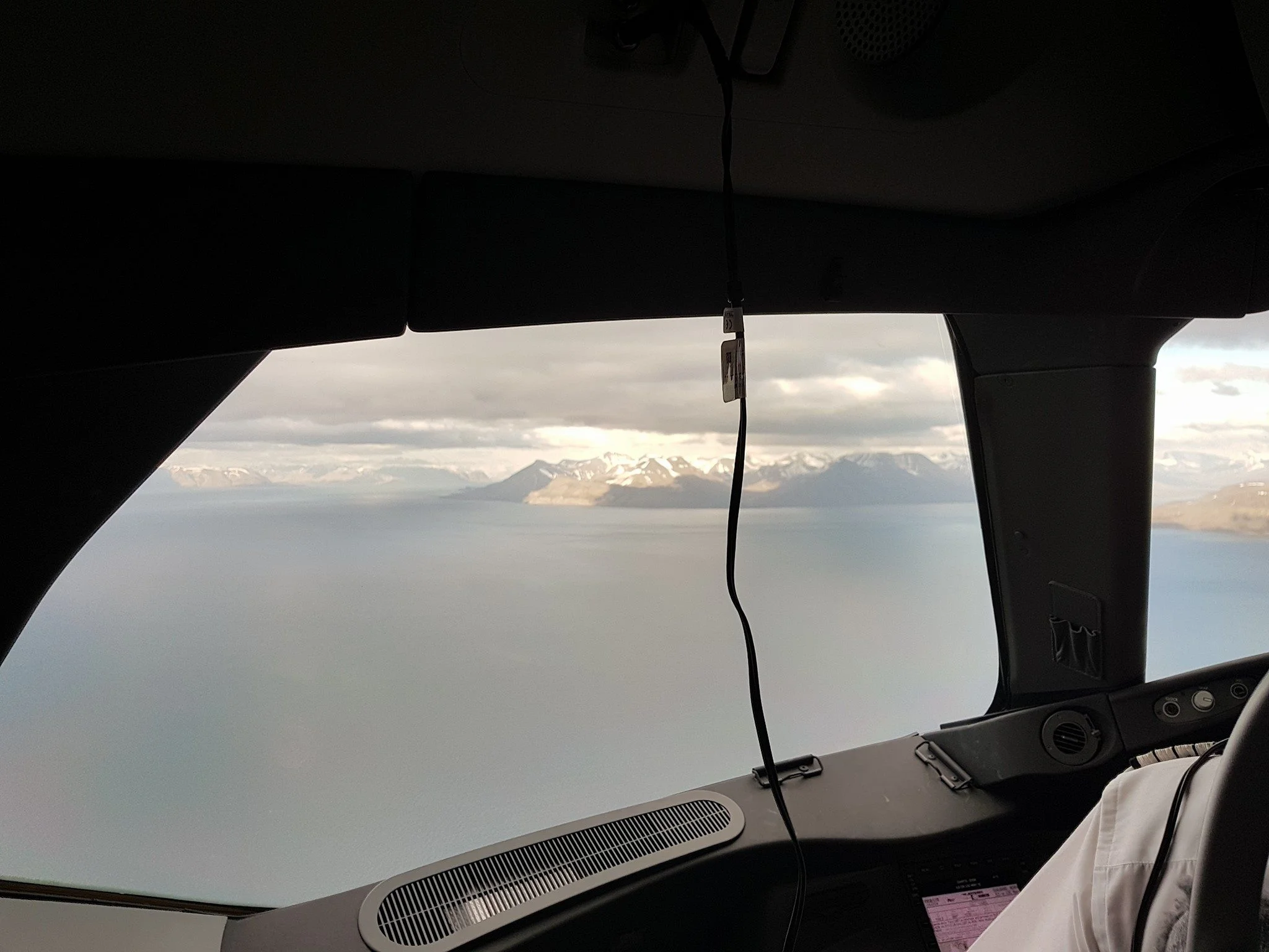 Norwegian approach Spitzbergen.jpg